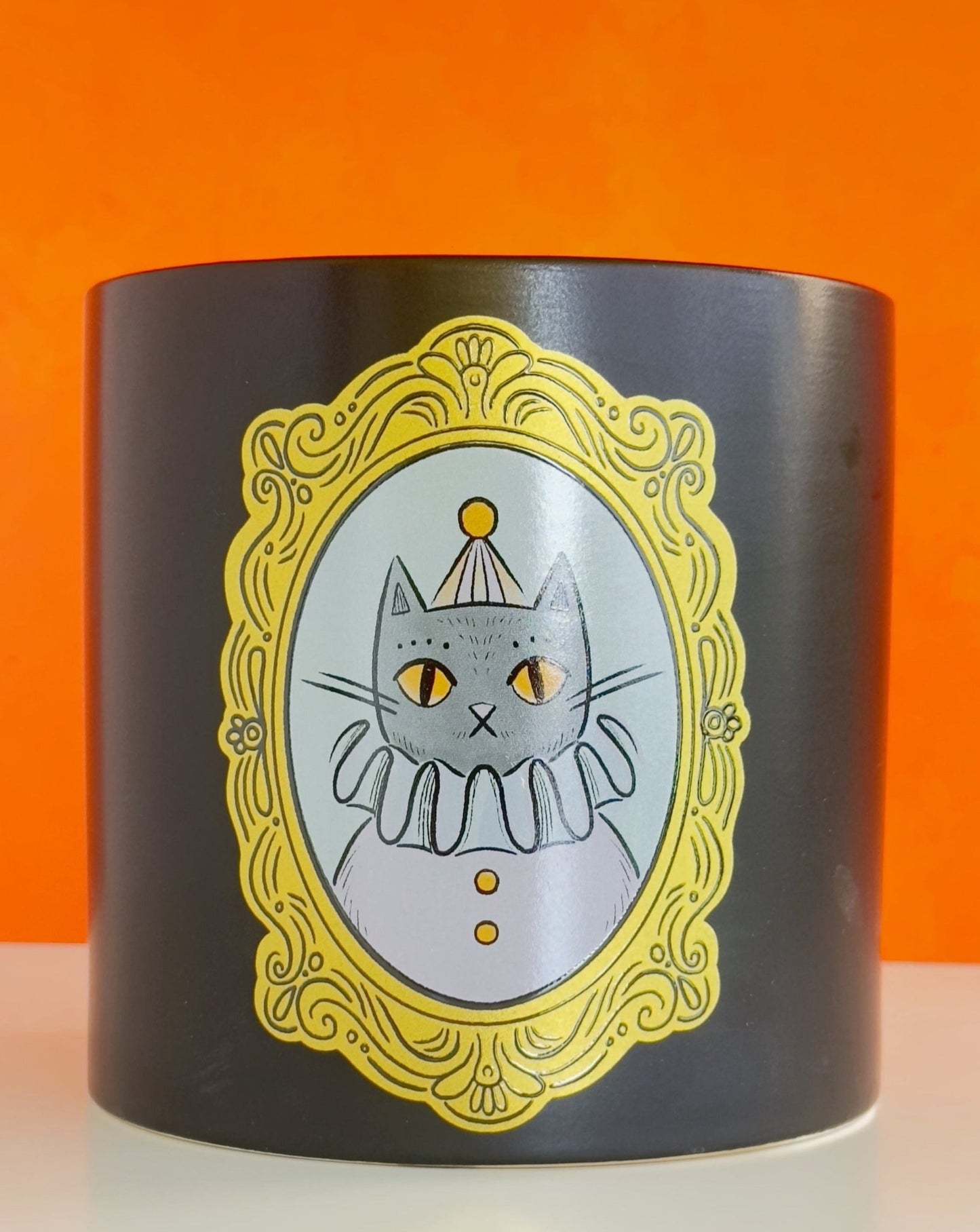 ghoulish glamour clown kitty planter pot