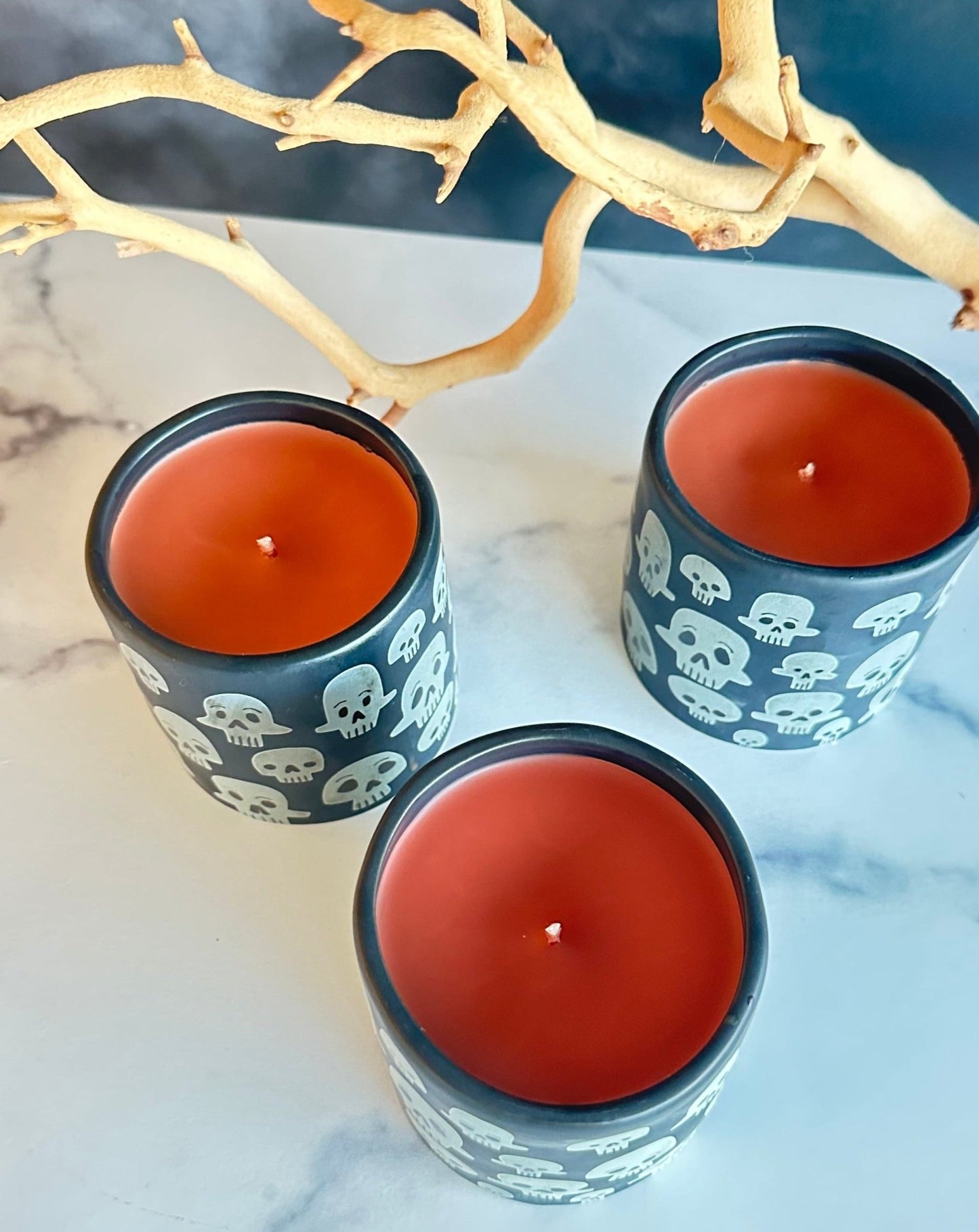 it smells like all the things you love about fall. especially starbucks pumpkin spice cold brew. fragrance notes include: pumpkin spice. fall leaves. the whisper in the fall wind. our limited edition ceramic skull candle is a very generous 3.5 x 3.5 inch candle pot with custom blended scent and color. quantities are extremely limited. so be sure to BOO now.