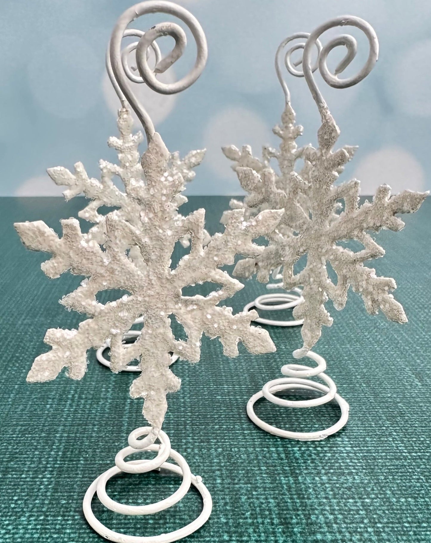 Set of 4 white glittered snowflake placecard holders