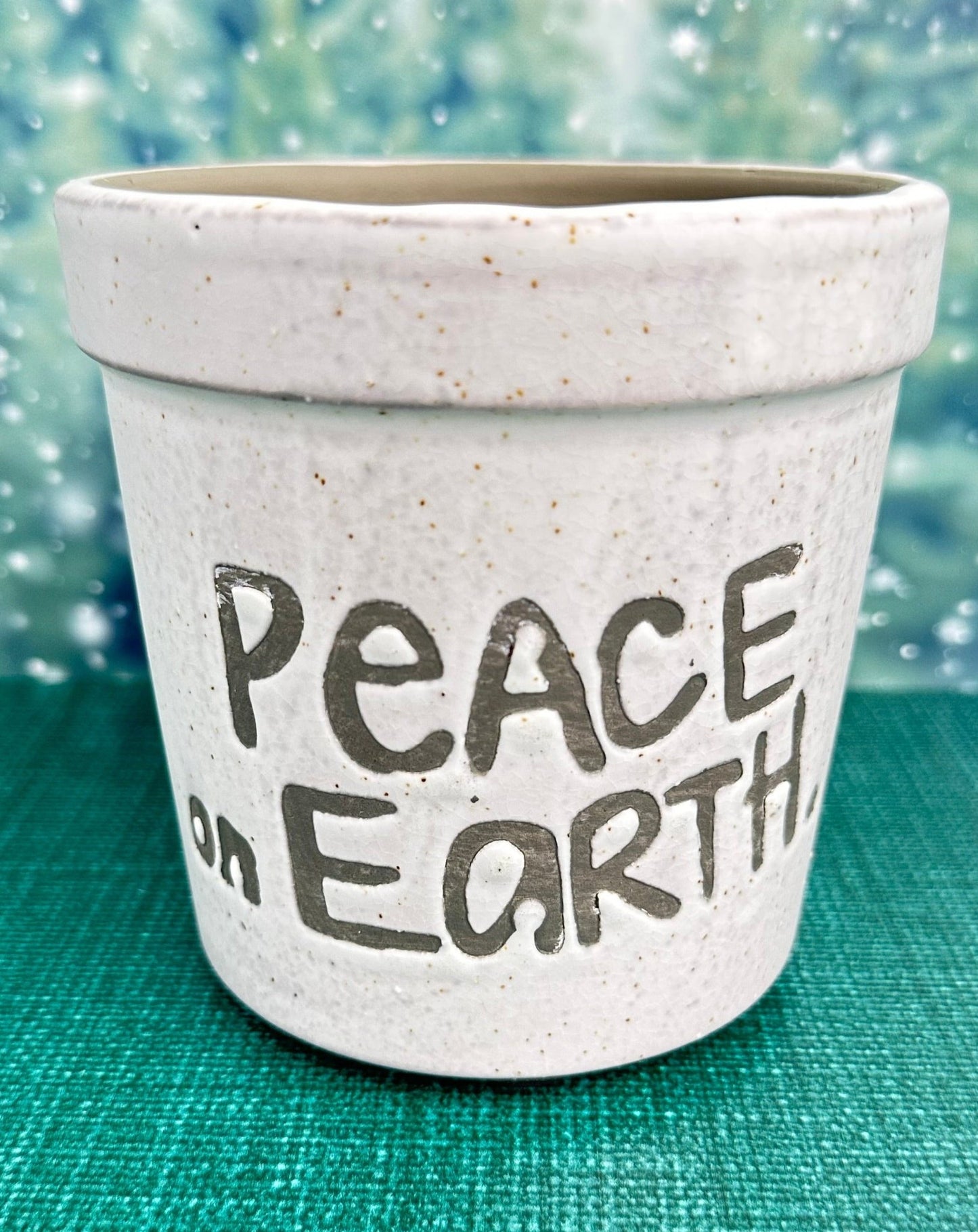 peace on earth planter pot