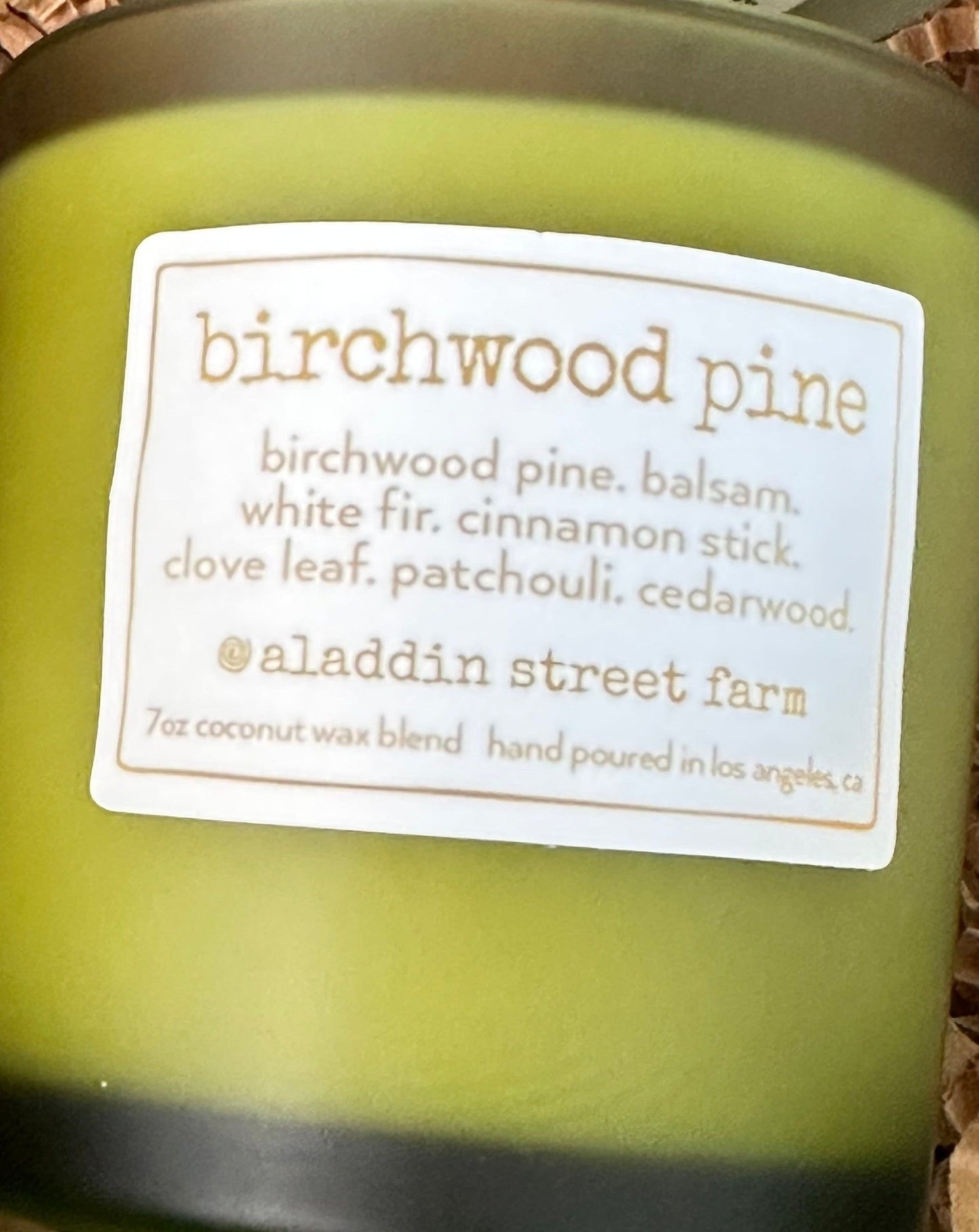 birchwood pine holiday candle  7oz luxury coconut candle