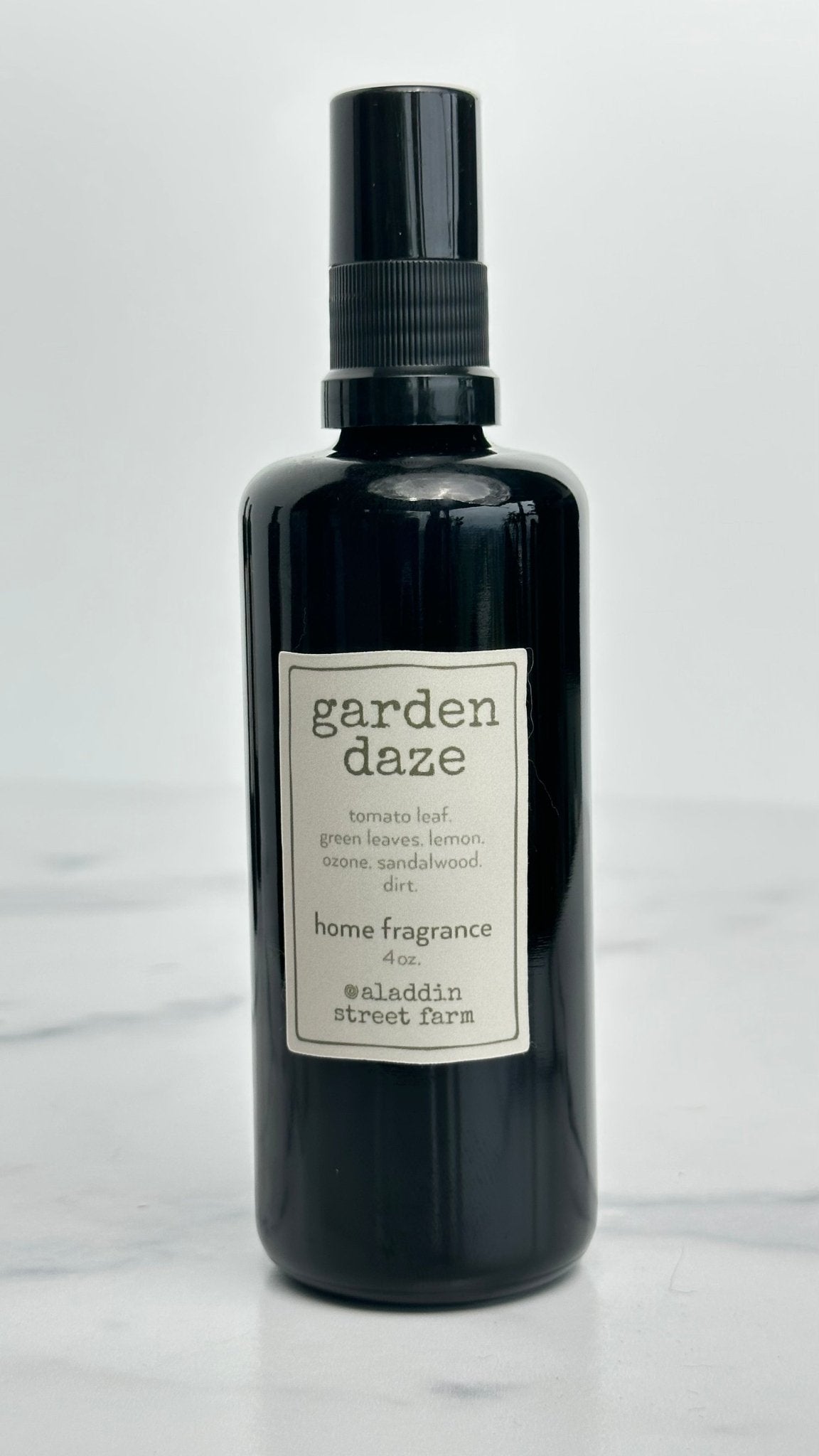 garden daze - 4 oz  home fragrance spray - signature fragrance collection